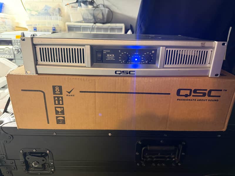 QSC GX3 2-Channel 425W Rack Mountable Power Amplifier Silver image 1