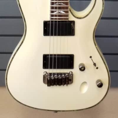 Ibanez SA Series SAS32EX  Gloss White W/ Abalone Binding image 1