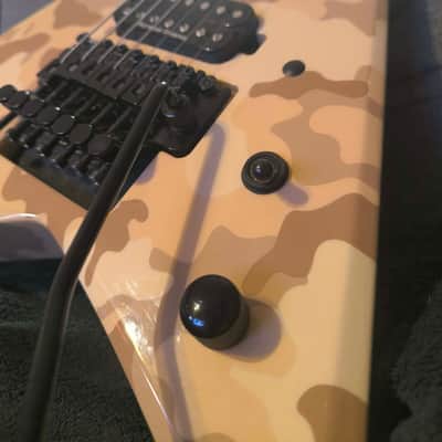 (With extra jumbo stainless steel frets) Jackson Concept Series Rhoads RR24-7 Desert Camo image 5