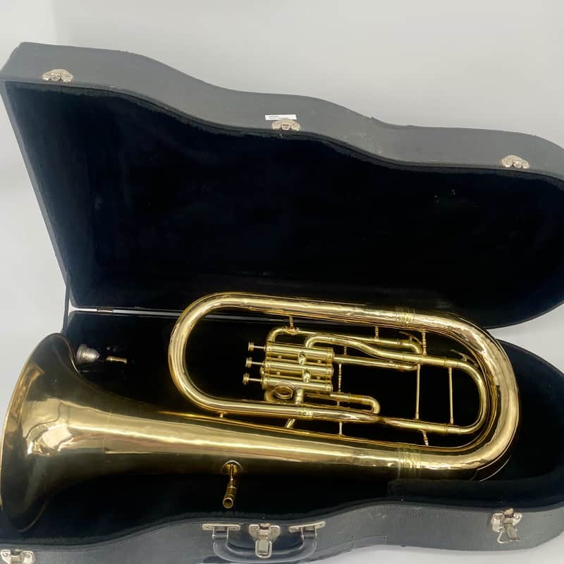 Conn 141 Director baritone horn image 1