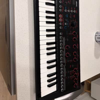 Roland JD-Xi 37-Key Analog/Digital Crossover Synthesizer 2015 - Present - Red