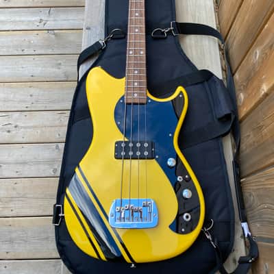 G&L Fallout Bass Launch Edition 2020 Racing Yellow image 3