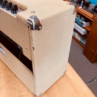 Peavey Classic 50 212 Guitar Tube Combo Amp *Tweed* image 8