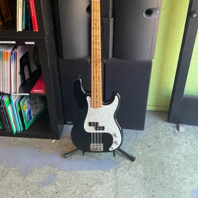 Fender Precision Bass MIJ 1985-86 w/soft case image 1