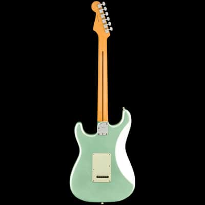 Fender American Professional II Stratocaster Maple Fingerboard Mystic Surf Green US210099488 image 4