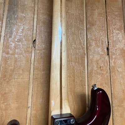Fender Standard Stratocaster with Maple Fretboard 1998 - 2005 - Midnight Wine image 6