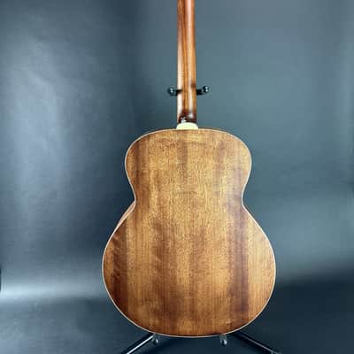Used Guild BT240E Baritone w/case TSU17832 image 4