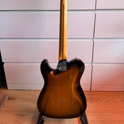 Fender American Ultra Luxe Telecaster 2-Color Sunburst image 4