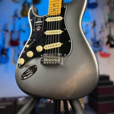 Fender American Professional II Stratocaster Left handed Mercury Maple Fingerboard Auth Deal! 436 image 1