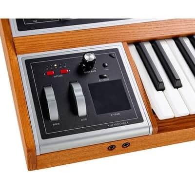 MOOG - One 16 image 8