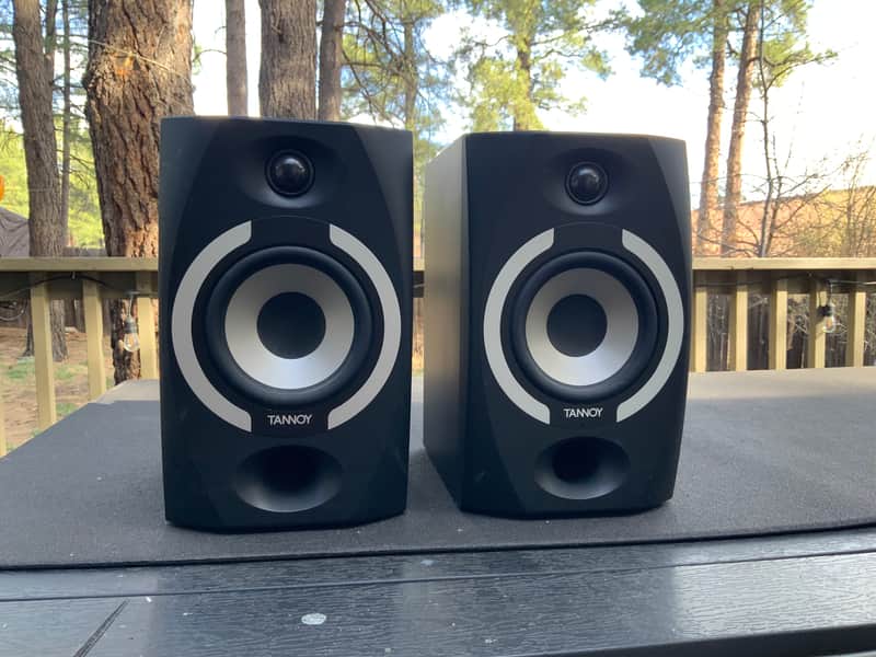 Tannoy Reveal 501a Powered Monitor (Pair) 2010s - Black image 1