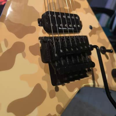 (With extra jumbo stainless steel frets) Jackson Concept Series Rhoads RR24-7 Desert Camo image 6