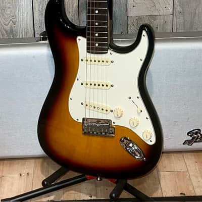 2005 Fender 60th Anniversary American Series Stratocaster, Rosewood Fretboard 3-Color Sunburst, Very Collectable and Ships Fast ! image 25