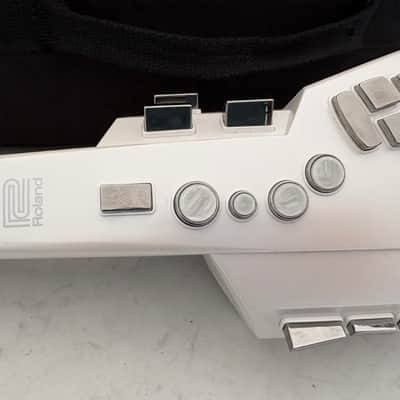 Roland AE-10 Aerophone Digital Wind Instrument 2018 - Present - White Bild 4