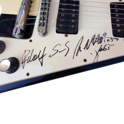 1990 GIBSON RUDOLPH SCHECKNER SIGNATURE FLYING V - SIGNED BY THE SCORPIONS - The David Leach Collect image 5