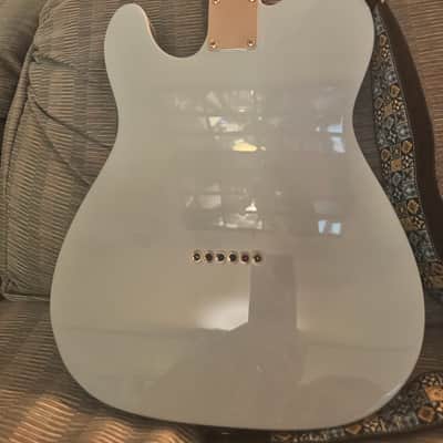Fender Vintera II '60s Telecaster with Rosewood Fretboard 2023 - 2026 - Sonic Blue image 9