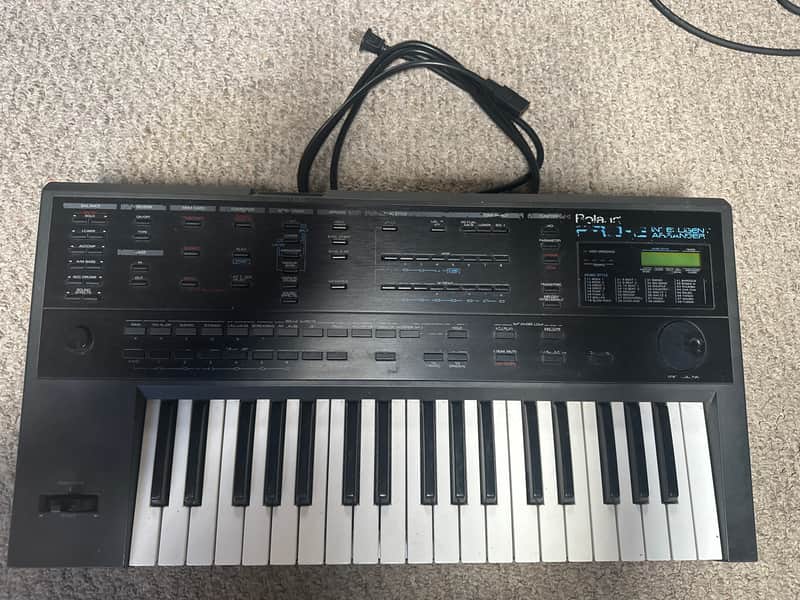 Roland Pro-E 37-Key Intelligent Arranger 1989 - 1990 - Black image 1