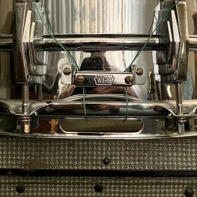 Ludwig / Super Ludwig, 1960-1963,  Pre-Serial Keystone Badge, Chrome Over Brass, 5” x 14” Concert Snare Drum image 9