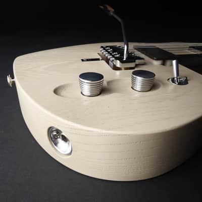 TAO T-Bucket Taliesin in Blonde/Black (Authorized Dealer) image 12