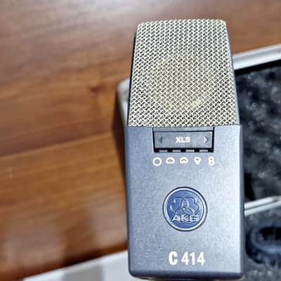 AKG C414 XLS Large Diaphragm Multipattern Condenser Microphone image 6