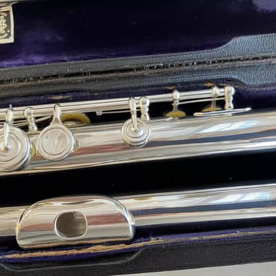 Vintage 1971 W.S Haynes Handmade Solid Silver Flute, New Pads; with Case image 4