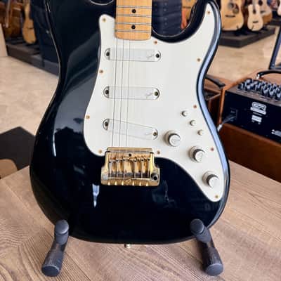 Immagine Fender STRATOCASTER ELITE SERIES BLACK 1983 + CUSTODIA - 3