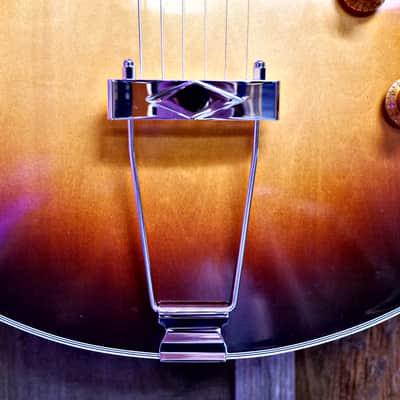 Eastman AR405-P90/TV Archtop - Truetone Vintage Sunburst w/ Gig Bag image 7