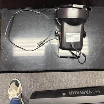 American DJ PAR-38BL Par Can Light image 1