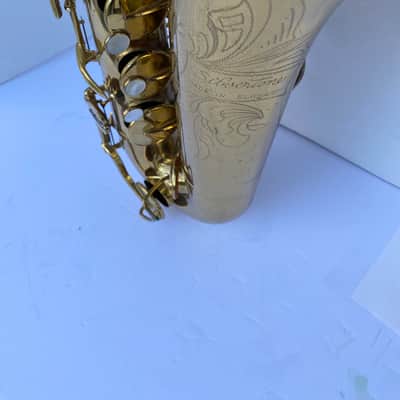 Vintage Silvertone Tenor Saxophone with Mouthpiece, Hard Case – Ready to Play 🎷 image 4