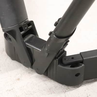 Ultimate Support V-Stand Pro V-Style Keyboard Stand Black image 10