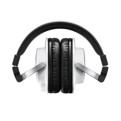 Yamaha HPH-MT5 Closed Back Studio Monitor Headphones White with Carrying Bag image 3
