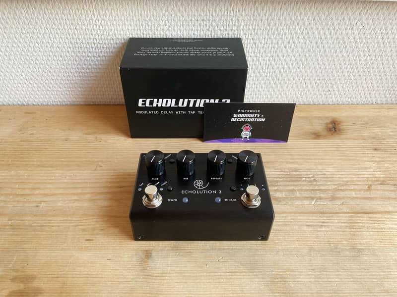 Pigtronix ECHOLUTION 3 - Multitap Digital Stereo Delay image 1