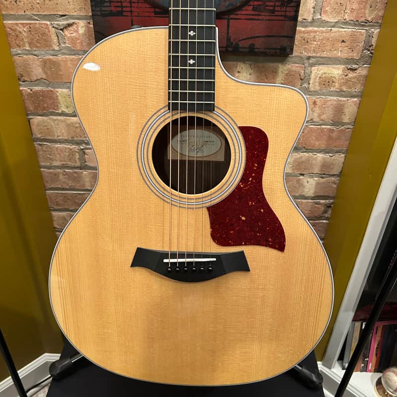 Taylor 214ce DLX