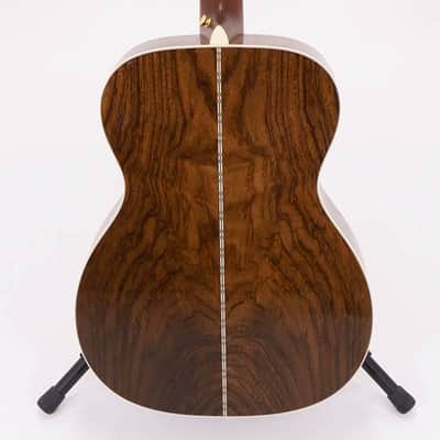 Martin Custom 000 - Adirondack Spruce Top with Wild Grain East Indian Rosewood Back and Sides image 2
