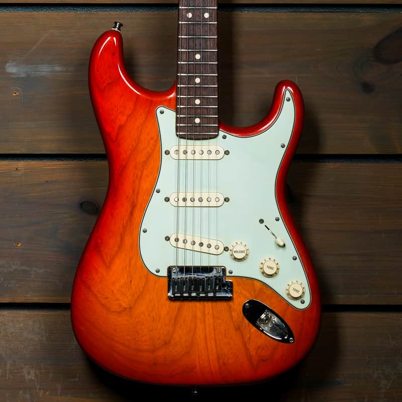 Fender Custom Shop Custom Deluxe Stratocaster image 1