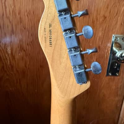 Fender Classic Series '50s Telecaster 1999 - 2018 - 2-Color Sunburst image 11