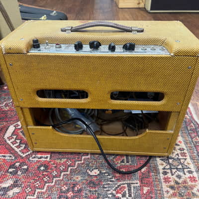 Fender Vibrolux 5F11 Narrow Panel 10-Watt 1x10" Guitar Combo 1960 - Tweed image 5