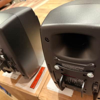 Genelec 8331A SAM 3 way Powered Coaxial Pair with Stands, GLM and volume controller - Black image 9