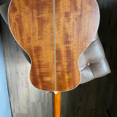 Whitehead 00-28 12 fret 2022 Shade top image 4