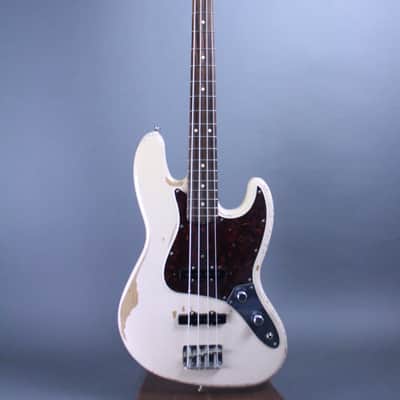 Fender Flea Artist Series Road Worn Signature Jazz Bass 2016