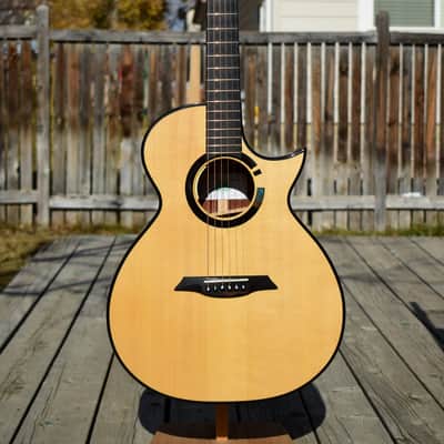 2018 TreeHouse OMZ Cutaway Acoustic Guitar | Cocobolo & Adirondack Spruce image 2