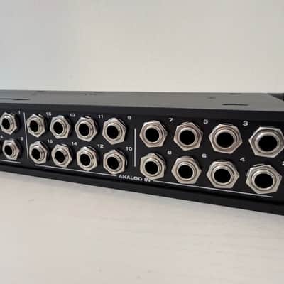 MOTU 16A Thunderbolt / USB 2.0 Audio Interface 2014 - Present - Black image 6