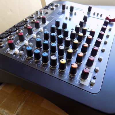 Allen & Heath ZEDi-10 Compact 10-Input Hybrid Mixer/USB Interface 2015 - Present - Black image 2