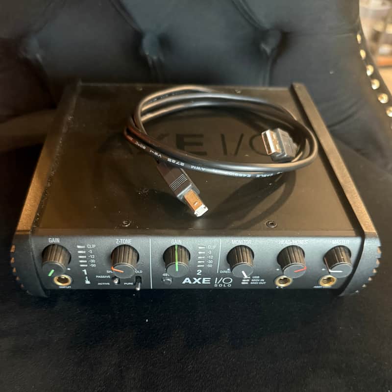 IK Multimedia AXE I/O Solo USB Audio Interface