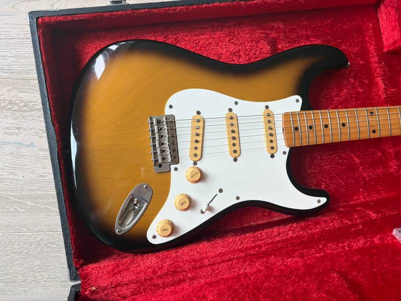 1980 Tokai Springy Sound ST80 Sunburst ST'54 OHSC Japan Vintage image 1