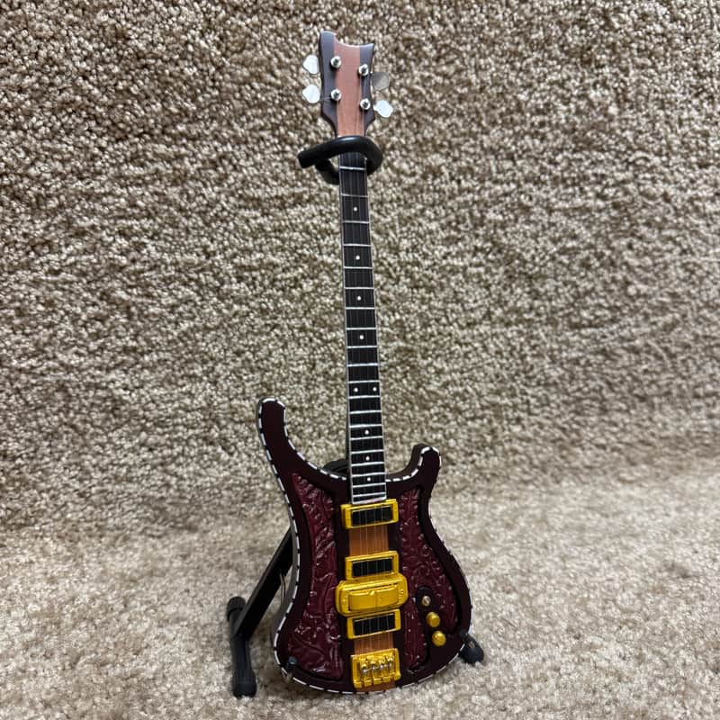 Axe Heaven LK-385 Motorhead Lemmy Rickenbacker Mini Bass w/ Stand image 1