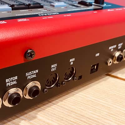 Nord Electro 3 73 hammer action with Thon hard flight case image 8
