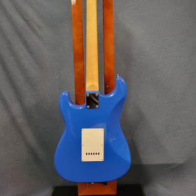 Cruzer by Crafter Electric Guitar - ST-200 - Royal Blue image 3