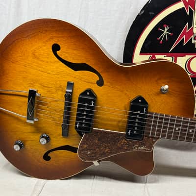 Godin 5th Avenue CW Kingpin II 2 Archtop Hollowbody Guitar with Soft Case 2003 image 3