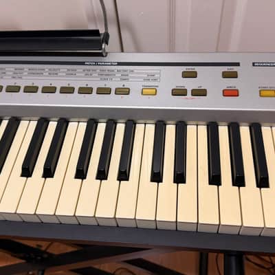 Roland A-37 2001 - Silver + Stand image 3